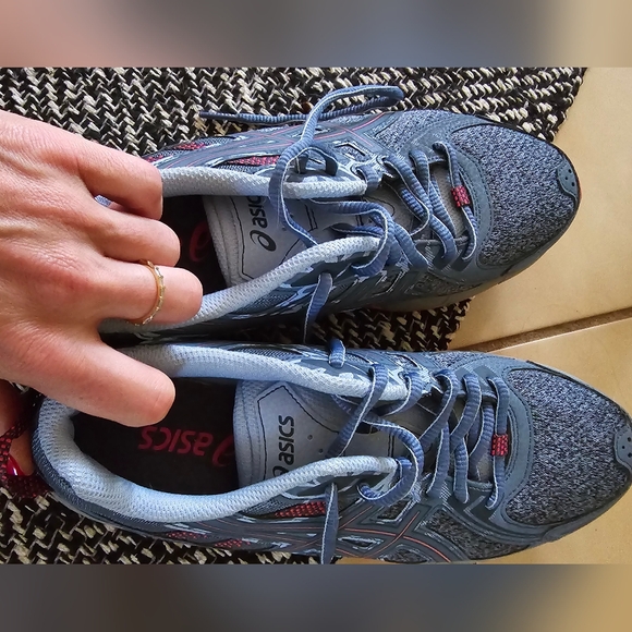 Asics Trail Sneakers - Picture 1 of 3